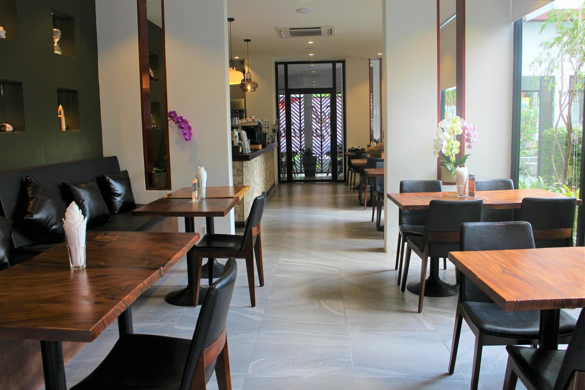 De Ninth Boutique Hotel & Spa Phnom Penh Extérieur photo